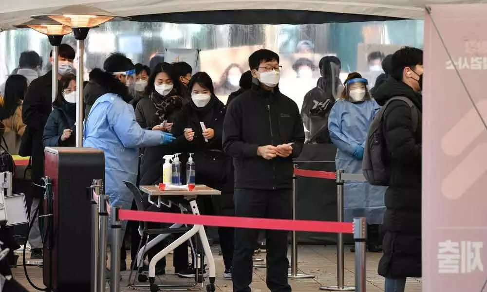 South Korea hits new COVID-19 record, halts quarantine exemptions to block Omicron