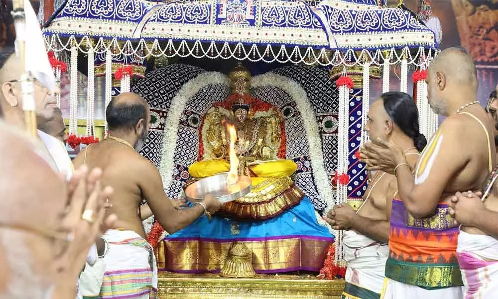 Goddess Padmavathi on Muthyapu Pandiri vahanam in Tiruchanur temple on Thursday