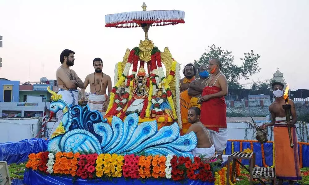 Omicron casts shadow on Mukkoti festivities at Bhadradri
