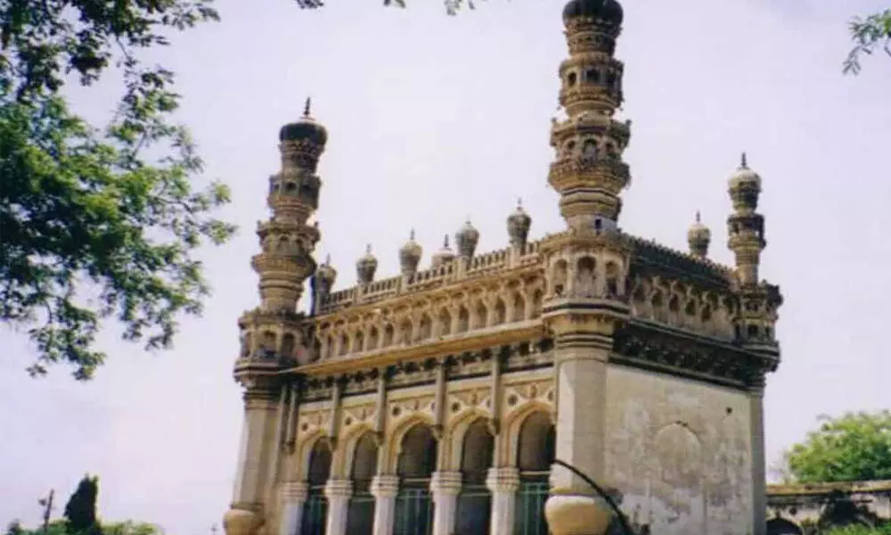 Toli Masjid is all set for renovation
