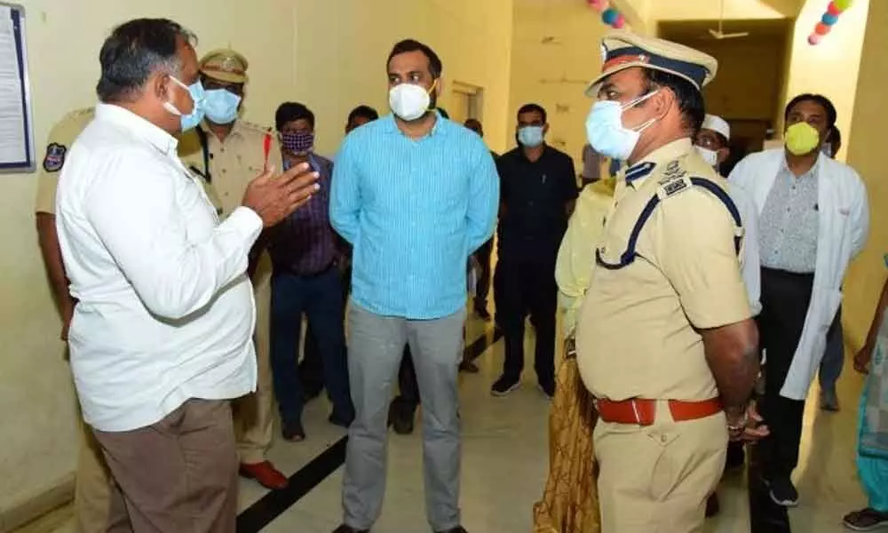 CP V Satyanarayana and Collector RV Karnan inspected a hospital in Karimnagar on Monday