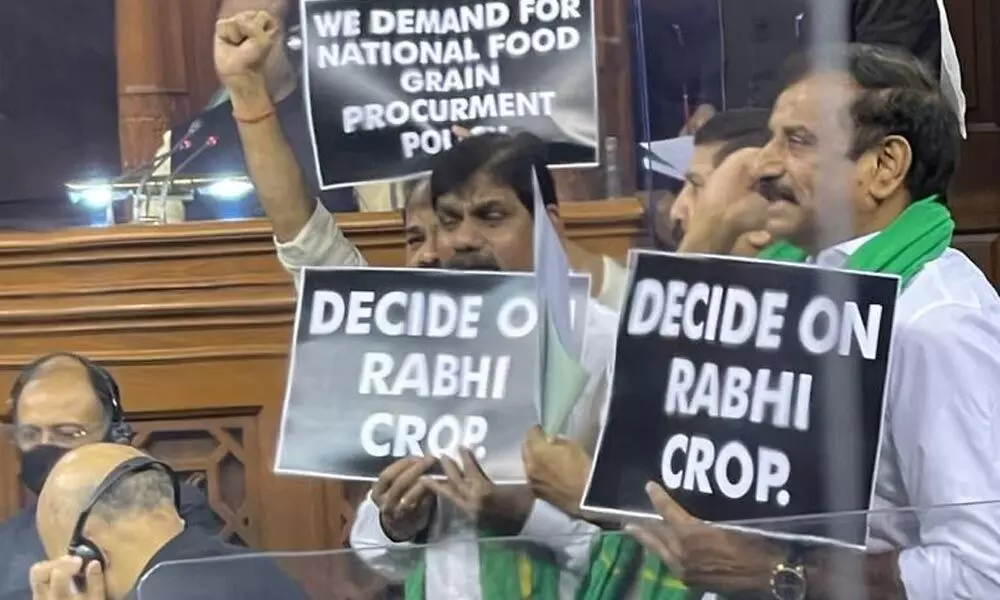 TRS MPs protesting in Parliament over paddy procurement