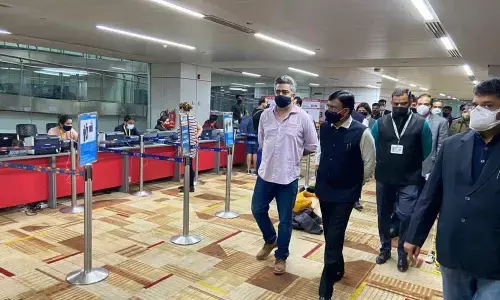 Health Minister Mansukh Mandaviya reviews RT-PCR testing facilities at IGI airport