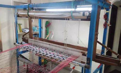 City weavers caught in the web of distress