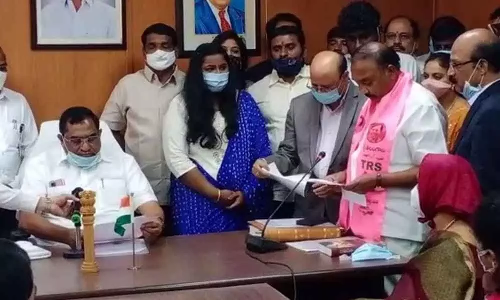 Banda Prakash takes oath as MLC
