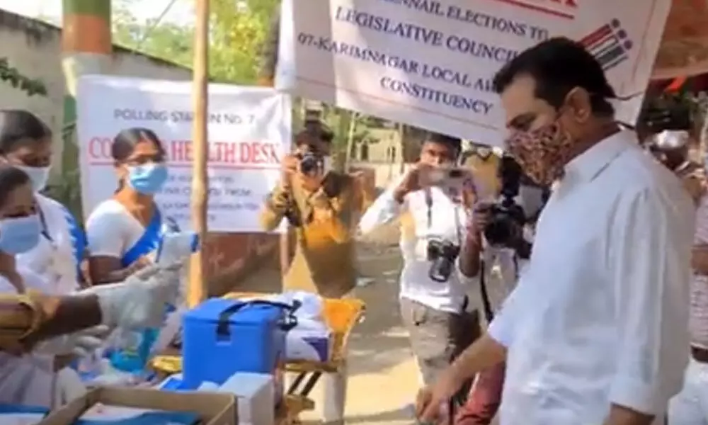 Minister KTR casts his vote in Sircilla