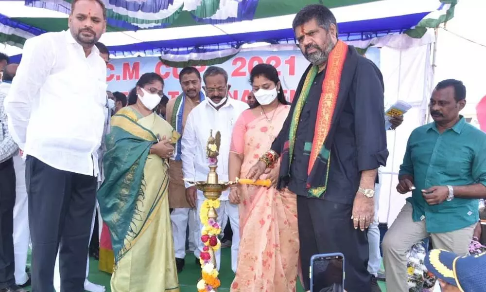 Deputy Chief Minister P Pushpasreevani, Minister for Sports M Srinivas and others at the inaugural function of CM Cup 2021-22 sports meet in Vizianagaram on Saturday