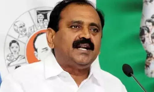 Bhumana Karunakar Reddy flags off ‘Go electric’ campaign