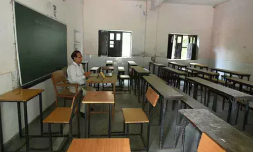 Temporary lecturer post aspirants in a bind