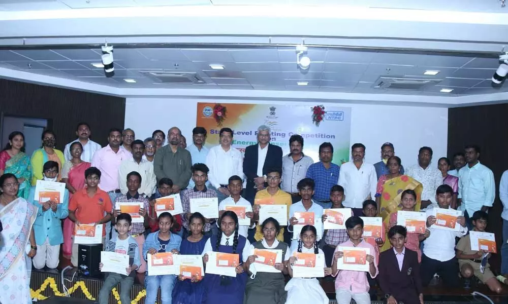 NTPC distributes prizes to winners