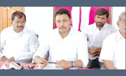 Nagarjuna Sagar MLA Nomula Bhagath addressing the media at Halia on Monday