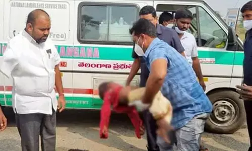 2 children die in road mishap in Nalgonda