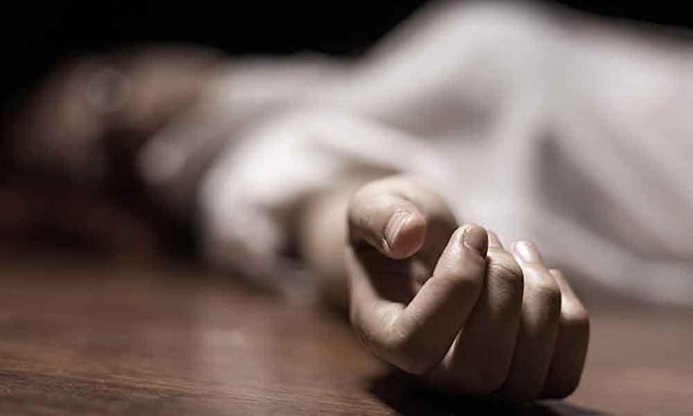 Husband Kills Wife With Dumbbells In Visakhapatnam 
