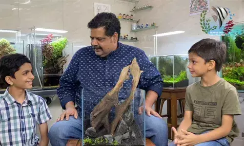 Mayur Dev with students