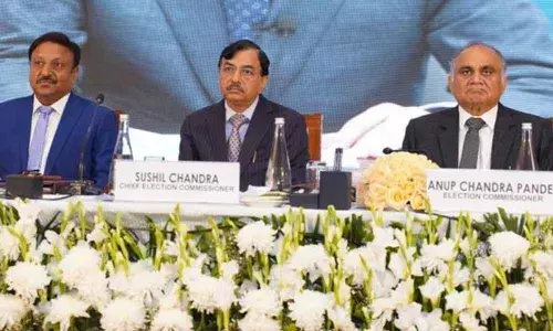 PMO’s ‘informal interaction’ with CEC, EC raises eyebrows