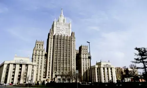 Russia bans 7 Britons from entry in retaliation