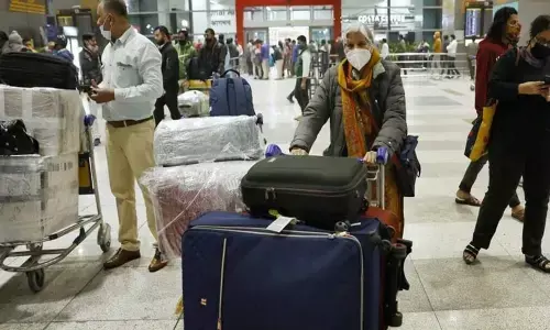 Omicron: Tamil Nadu urges Centre to issue fresh norms for testing international passengers