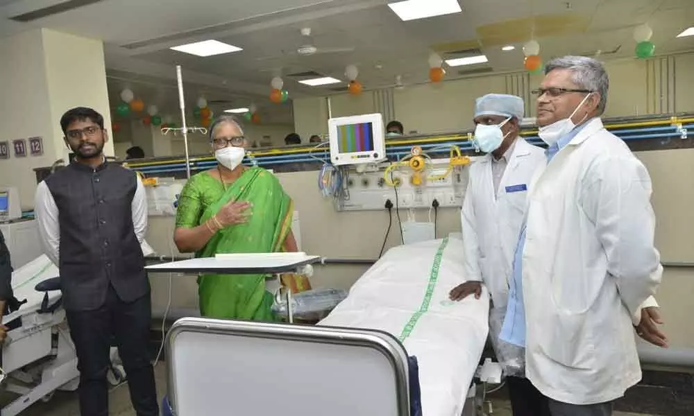 Superintendent Dr Y Kiran Kumar and Sub-Collector Praveen Chand at the inaugural of a cancer clinic and urology department of GGH, Vijayawada, on Monday