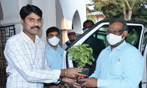 Special summary revision observer Vijay Kumar with Collector Narayana Reddy in Nizamabad on Monday