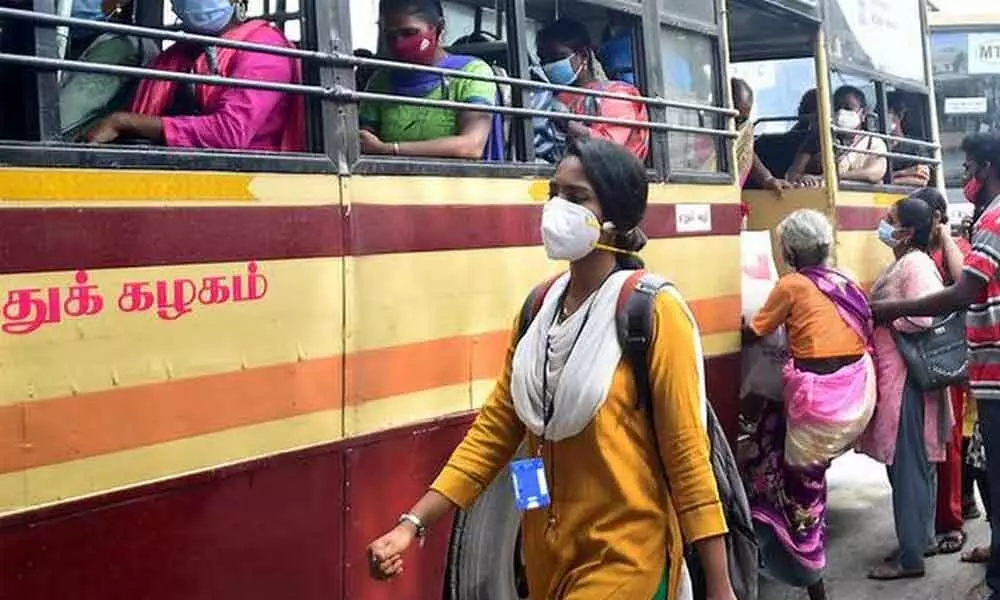 Free bus passes to women working in garment factories in Bengaluru