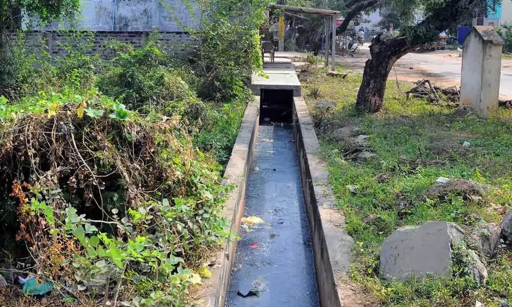 Drain water stagnated