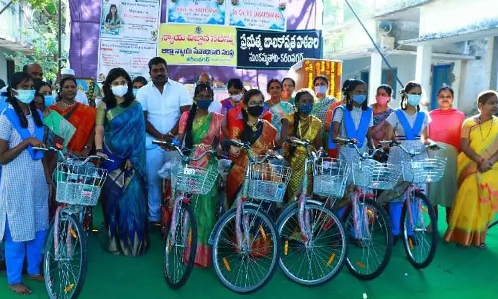 VGF Charitable Trust donates bicycles to girl students