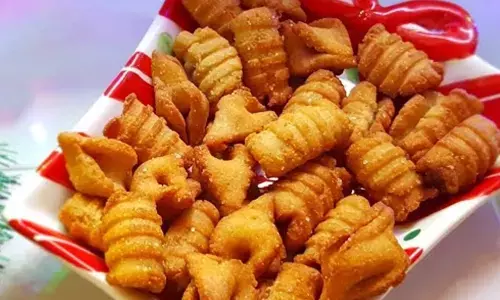 Kulkuls, Traditional Goan Sweet Made During Christmas Season