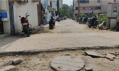 The road leading to Hathiramji colony from Air Bypass road near D-Mart