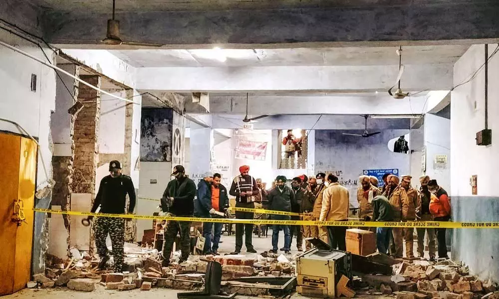 1 killed in Ludhiana court explosion