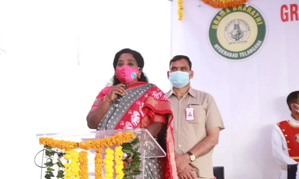 Governor Dr Tamilisai Soundararajan