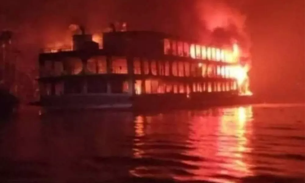 40 perish in Bangladesh ferry fire