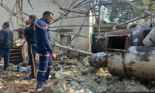 Boiler blast at chemical factory in Vadodara