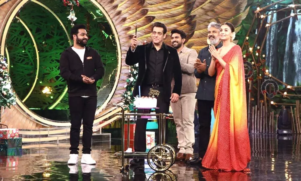 Bigg Boss 15: Salman Khan celebrates pre-birthday bash with RRR team