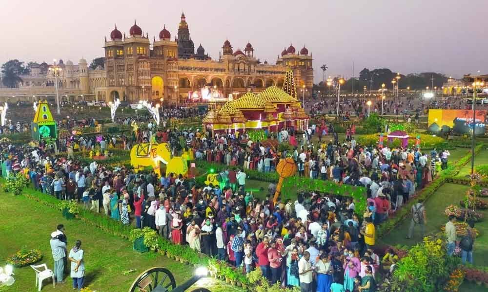 Mysuru: Flower show attracting large number of visitors