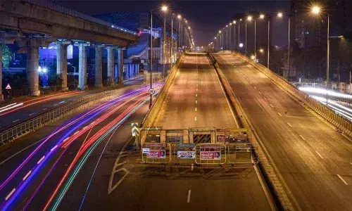 Hoteliers threaten to defy weekend curfew