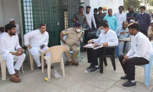 Boundary wall of Hakeempet dargah damaged again