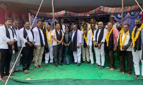 Sircilla Textile Industries United Forum leaders staged a dharna in Sircilla on Monday