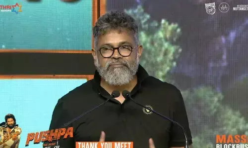 Allu Arjun Turns Emotional Thanking Director Sukumar