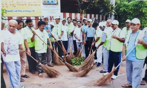 Madhavadhara VUDA Colony struggles to overcome sanitation woes