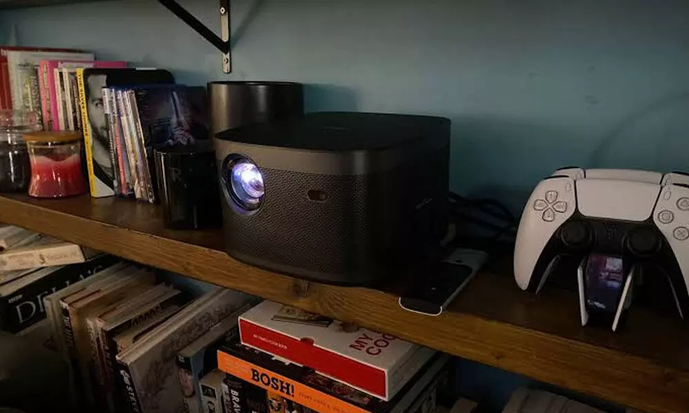 Here is the best projector to upgrade your gaming console with