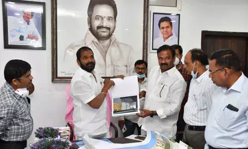 Dr V Srinivas Goud, along with Ala Venkateshwar Reddy releasing a plan for Tourism development at Koilsagar in Mahbubnagar on Thursday