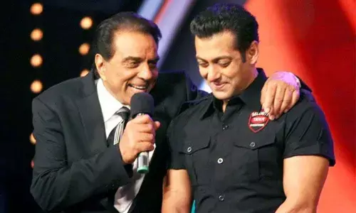 Salman, Dharmendra recreate iconic bike scene of ‘Sholay’