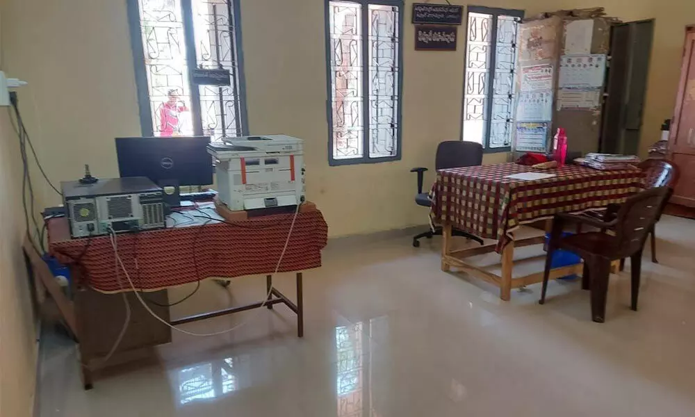 Empty chairs and tables greet people at Holagunda Mandal Tahsildar’s office