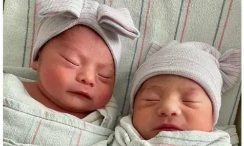 Brother in 2021 and Sister in 2022 - Twins from Two different years and months born in California