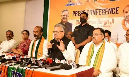 Former Chhattisgarh CM Raman Singh addressing a press meet in Karimnagar on Thursday