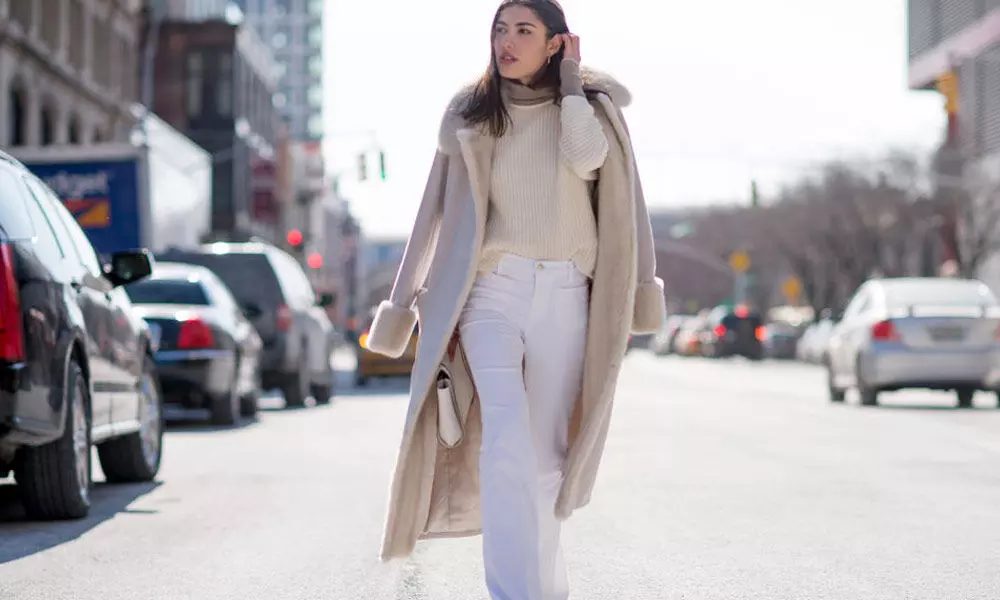 How to wear white pants in fall/winter? A street style guide