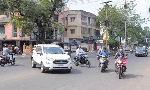 Moghalrajpuram: Posh and pathetic