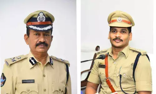 IGP P Venkatarami Reddy and SP Ch Sudheer Kumar Reddy addressing the media in Atmakur on Monday