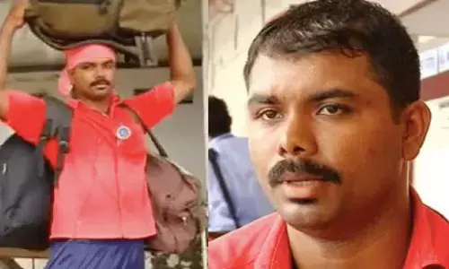 Coolie Cracks UPSC By Preparing Himself Through Online Platforms At Kerala Railway Station With Free WiFi