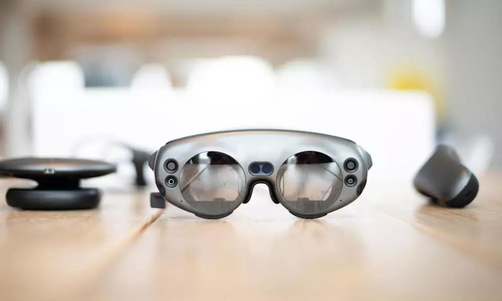 Magic Leaps new AR headsets roll out to healthcare companies